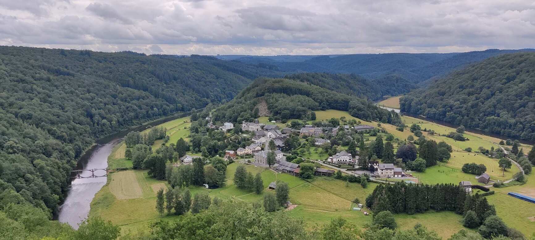 Pour Plate-forme Wal-ES_Rochehaut.jpg